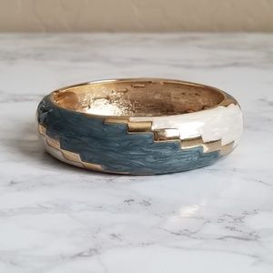 💥 NEW Gold blue white pearlized bracelet